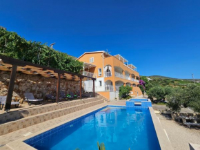 Apartmani Tolj